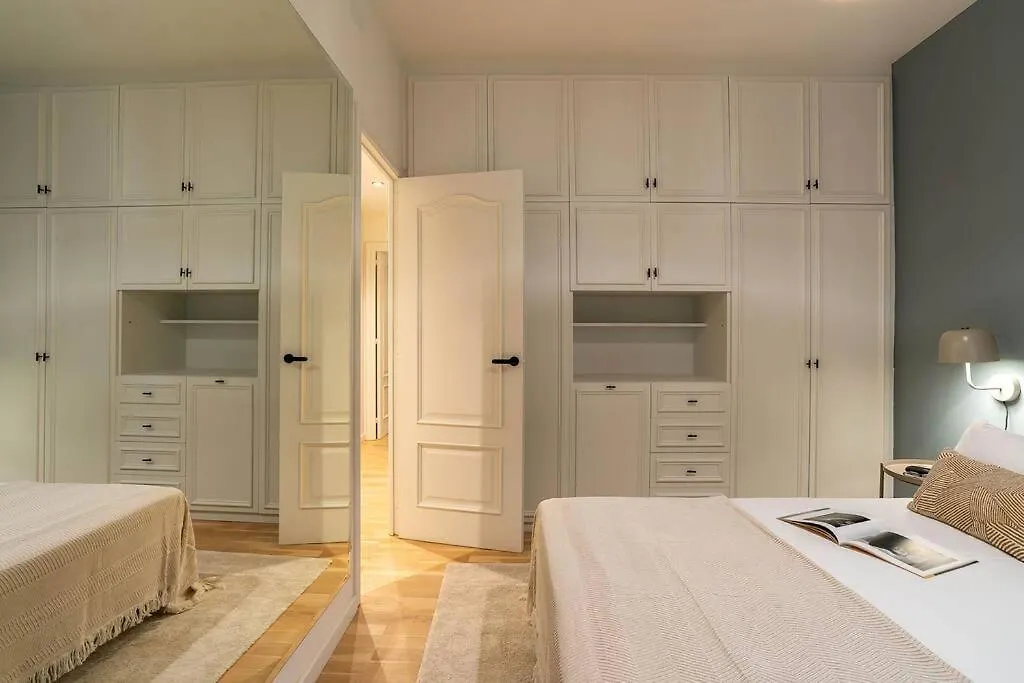 Modern Stylish 3 Bedroom Arco De Triunfo Barcelona
